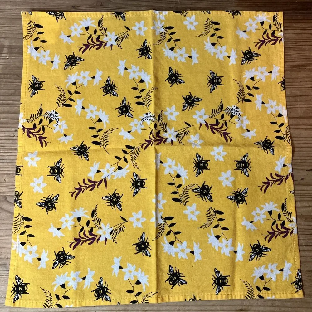 Lilac & Vine Regal Art & Gifts Cotton Table Napkins Yellow Bumble Bees set of 3